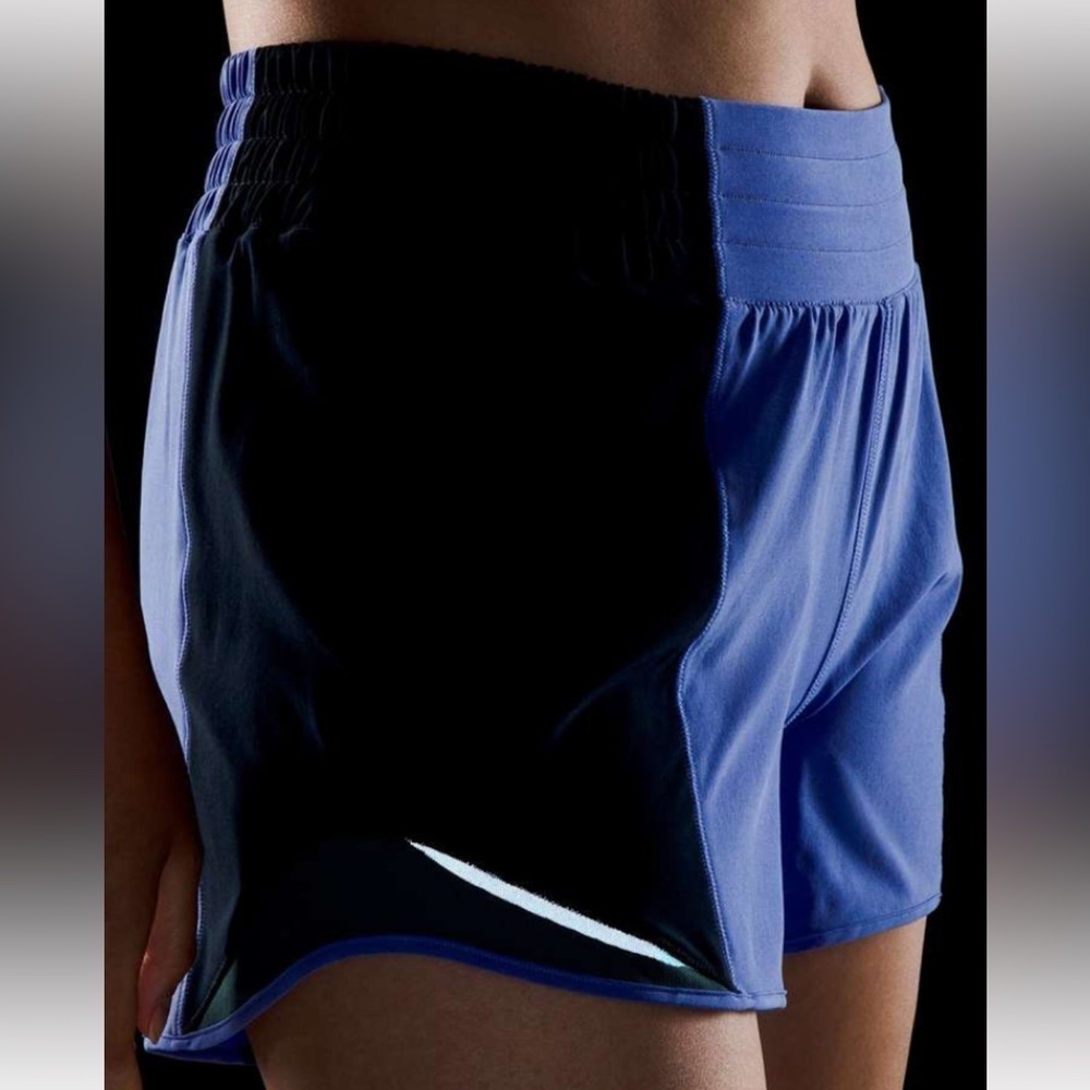 LULULEMON HOTTY HOT HIGH RISE SHORT 4” COLOUR BLOCK PURPLE/ BLUE AND GREEN COLOR